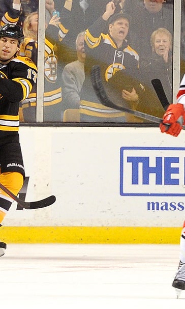Iginla scores twice as Bruins cruise past Hurricanes